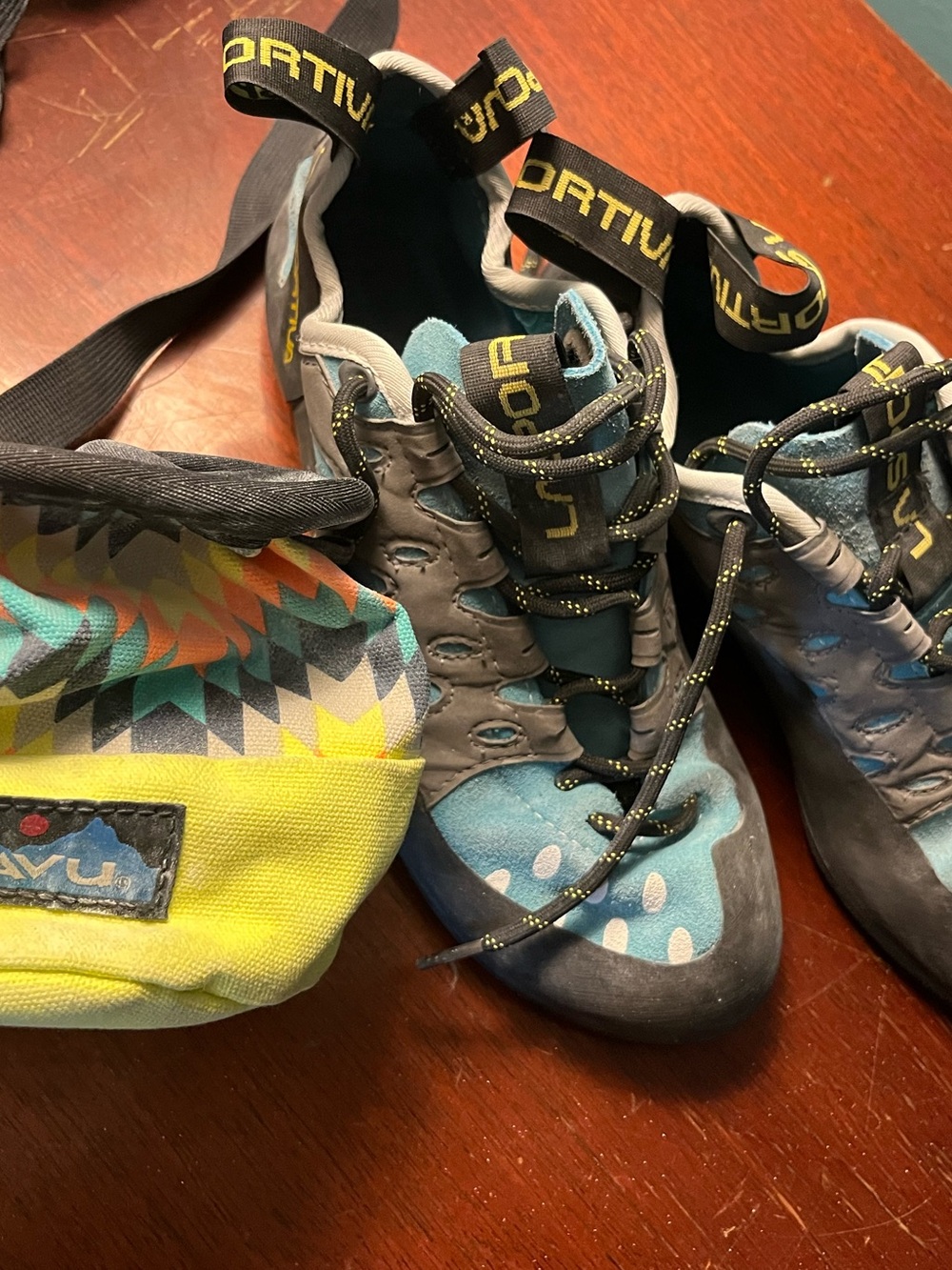 Bundle! ✨ La Sportiva Climbing Shoes, Kavu Chalk Bag & New Chalk 🧗♀️
